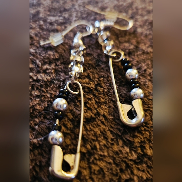 Hand Crafted Jewelry - Handcrafted Silver and Black Beaded Earrings